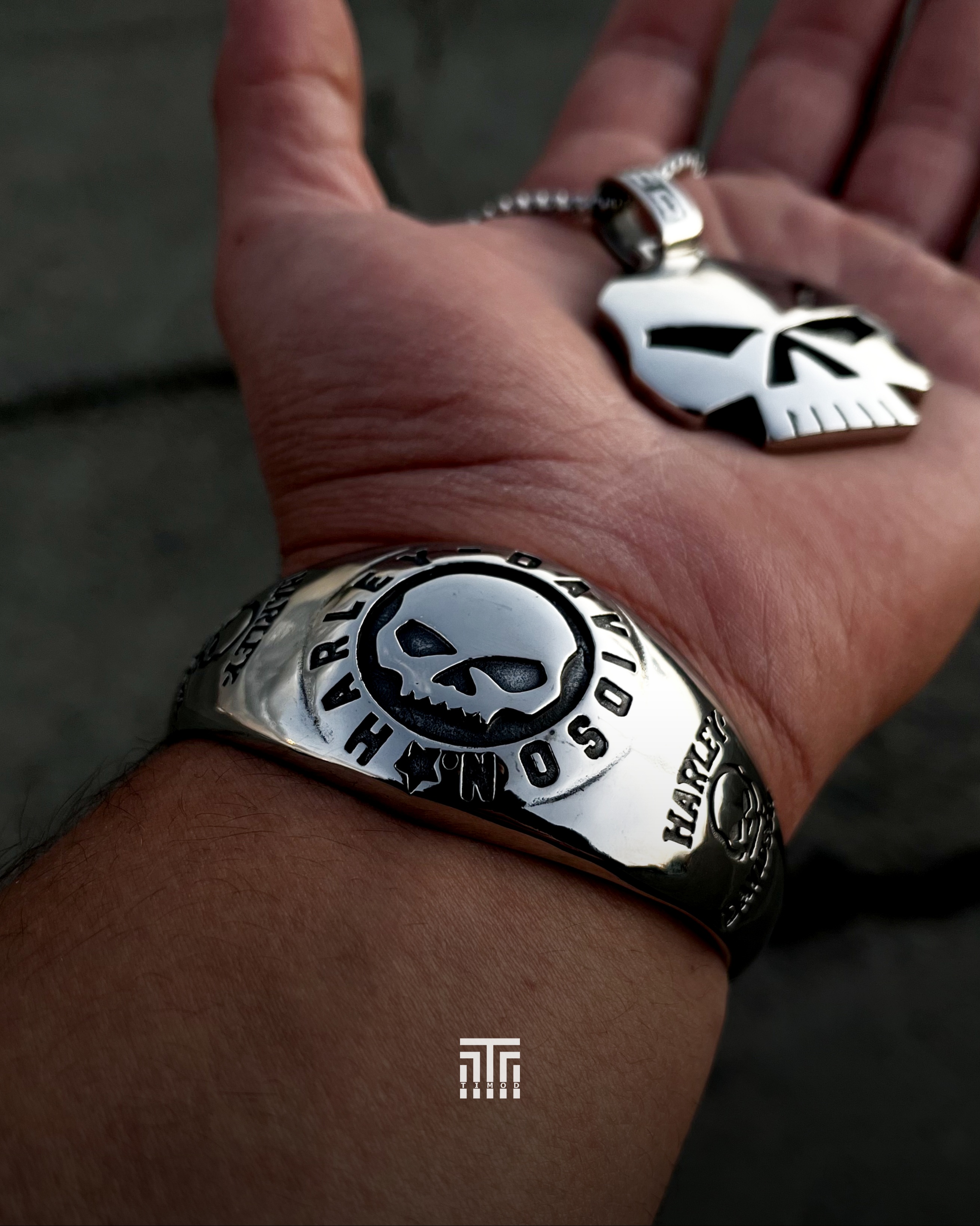 خرید ست دستبند و گردنبند هارلی دیویدسان