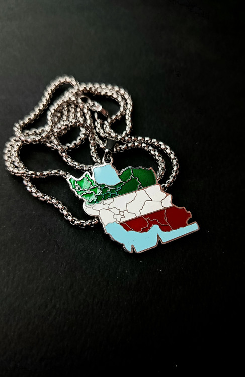 گردنبند ایران زمین نقره ای