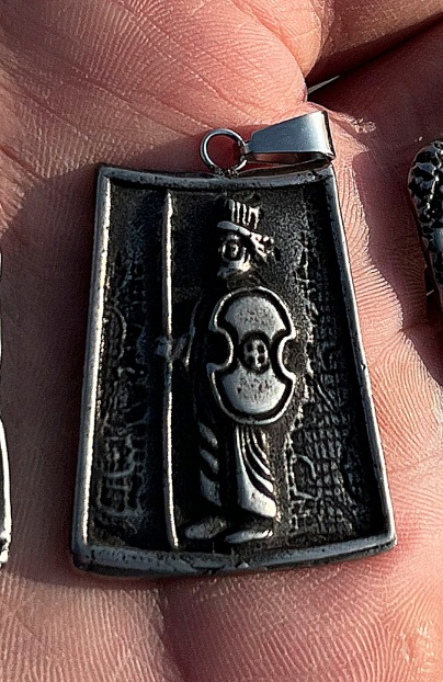 گردنبند و پلاک گارد جاویدان هخامنشی