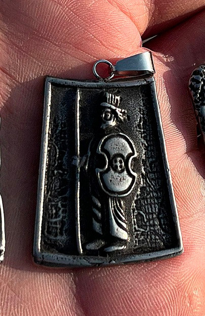 گردنبند و پلاک گارد جاویدان هخامنشی