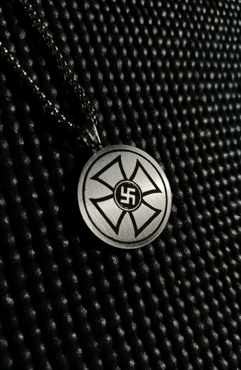 پلاک و گردنبند مدال شایستگی جنگ ( لیاقت ) آلمان نازی | مدل حکاکی لیزری