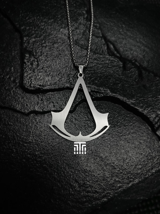 گردنبند Assassin's Creed مدل ایتالیایی با طراحی دوبعدی از استیل